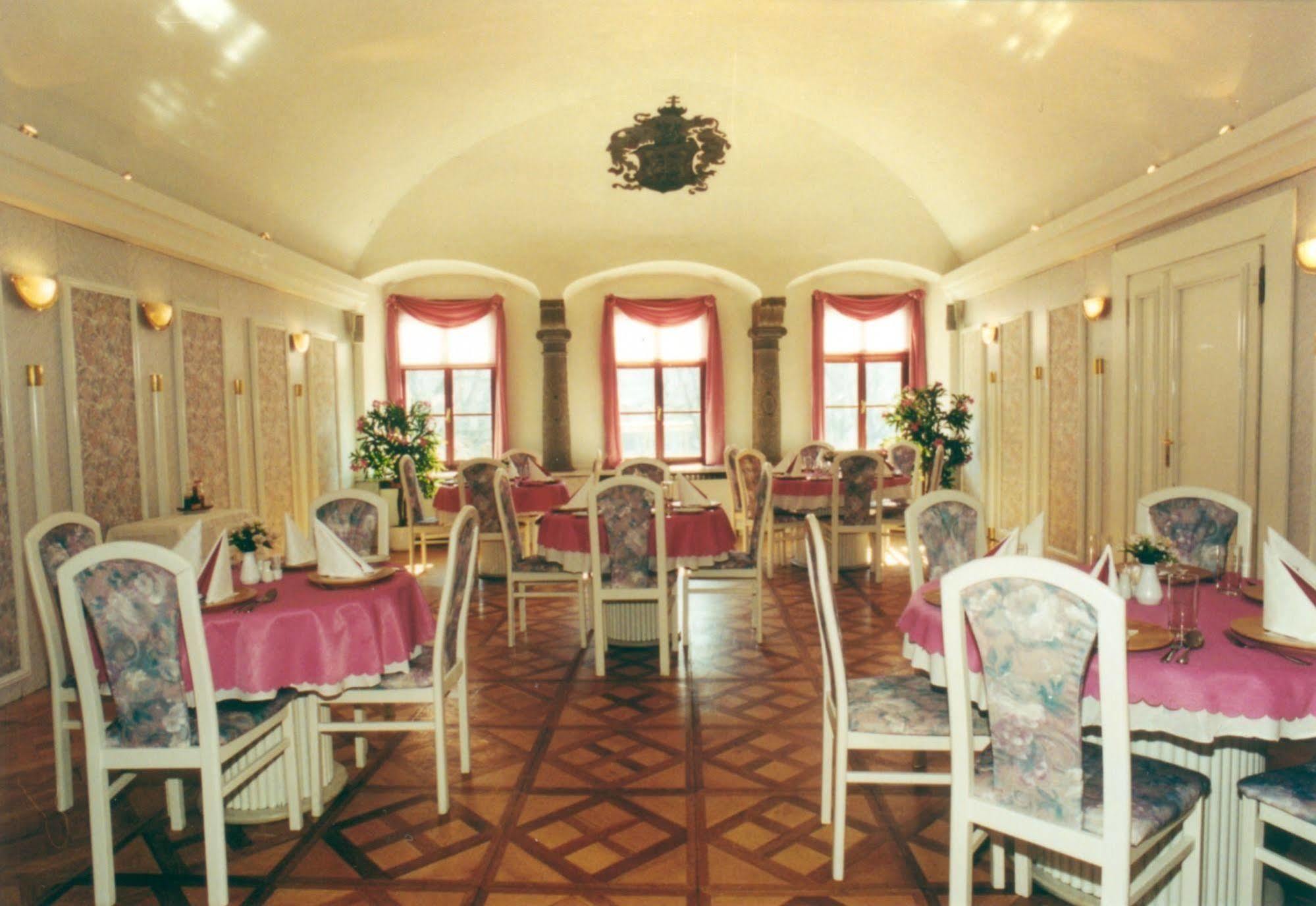Levoča Hotel Stela מסעדה תמונה