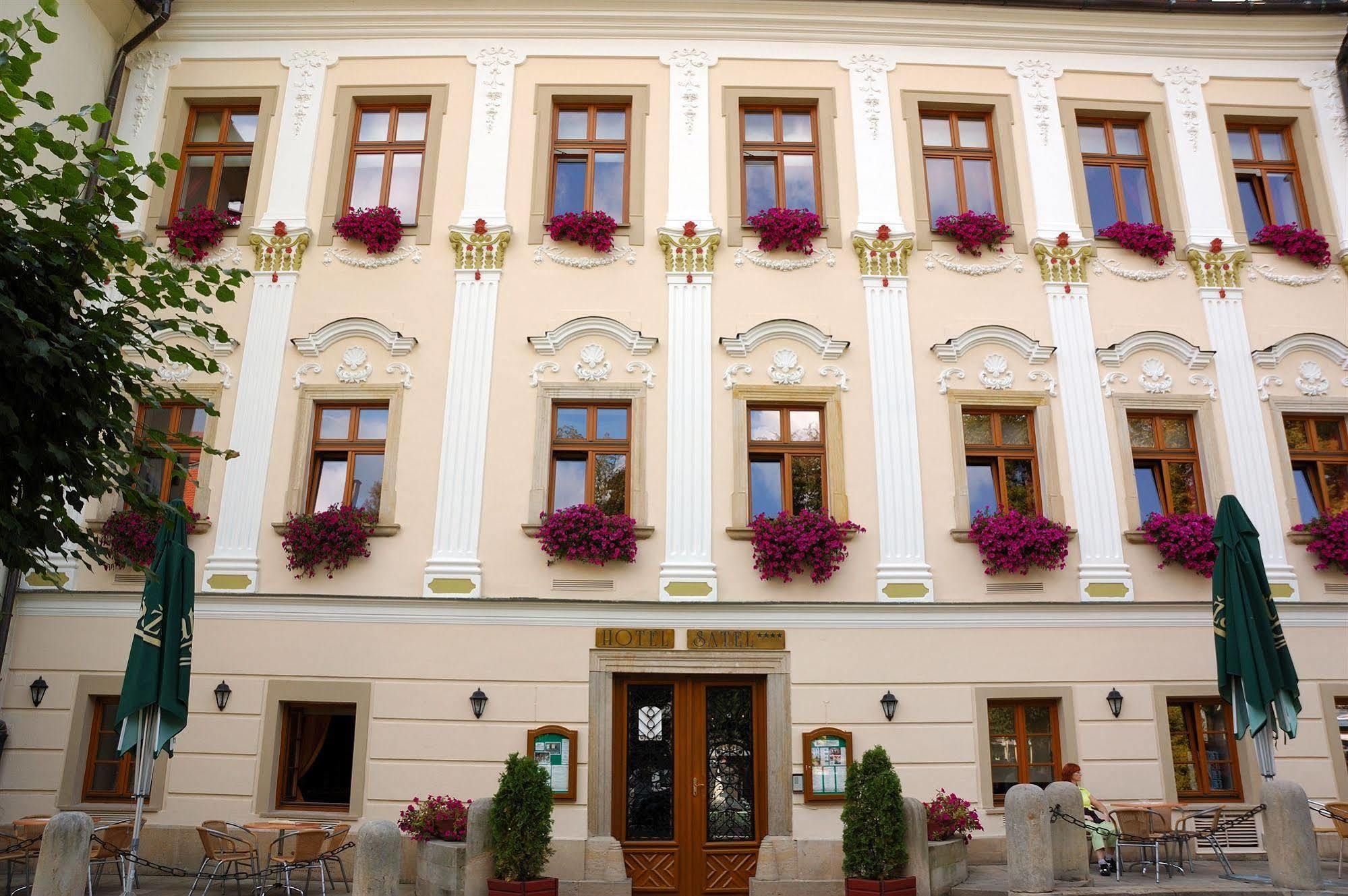 Levoča Hotel Stela מראה חיצוני תמונה